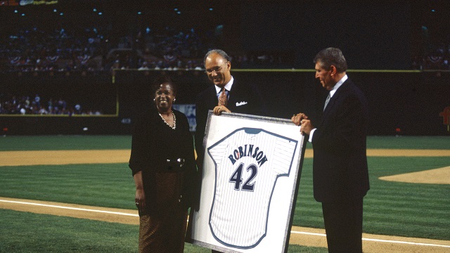 Jackie robinson hot sale jersey retired