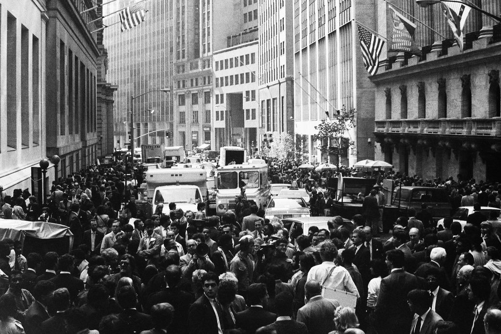 1987 stock market crash and bitcoin